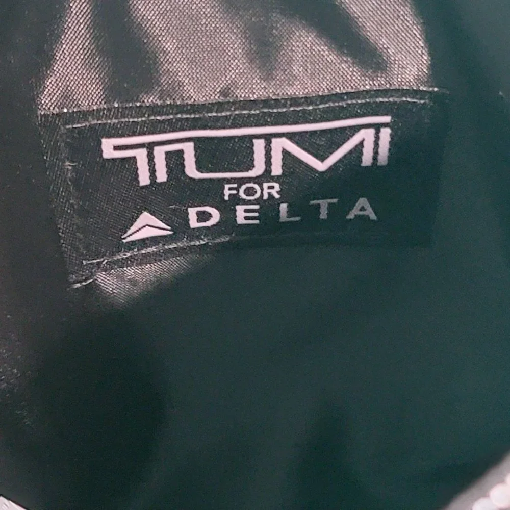 Tumi For Delta Small Zip Pouch Bag Navy Dark Blue Square Travel Vacation